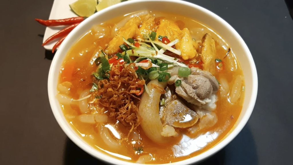 Cách nấu bánh canh cua đơn giản